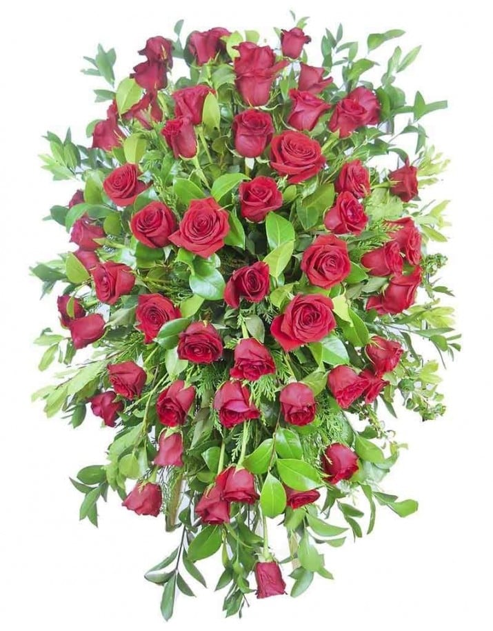 Corona de rosas rojas