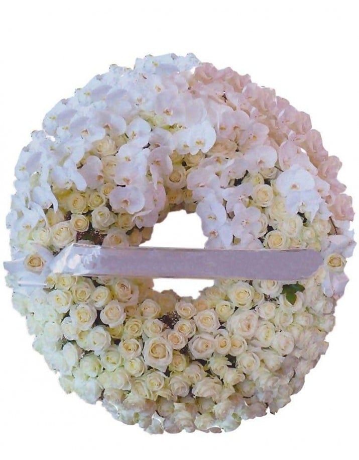 Precio de corona de rosas y orquídeas