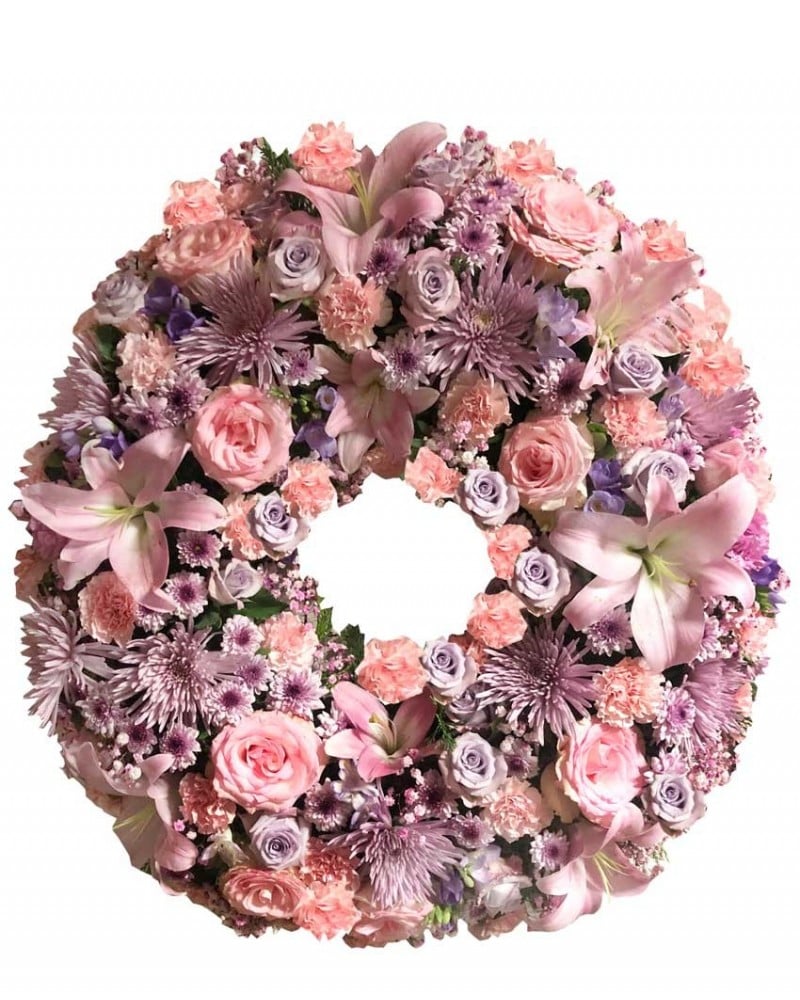 Envío de coronas de flores a tanatorios madrid.