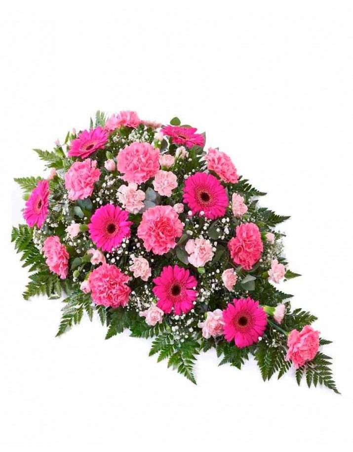 Centro de claveles, gerberas y rosas