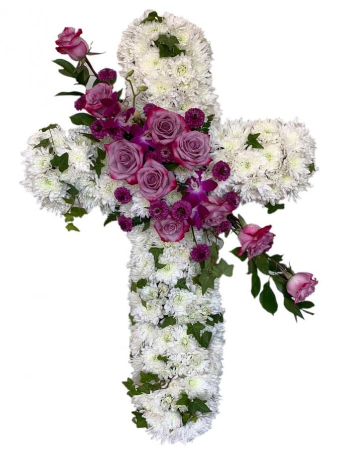 cruz de flores para funeral en tanatorios de madrid