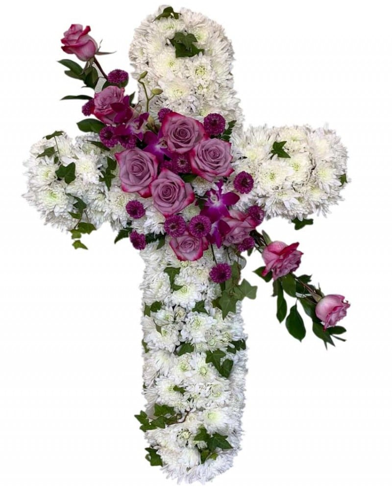 cruz de flores para funeral en tanatorios de madrid