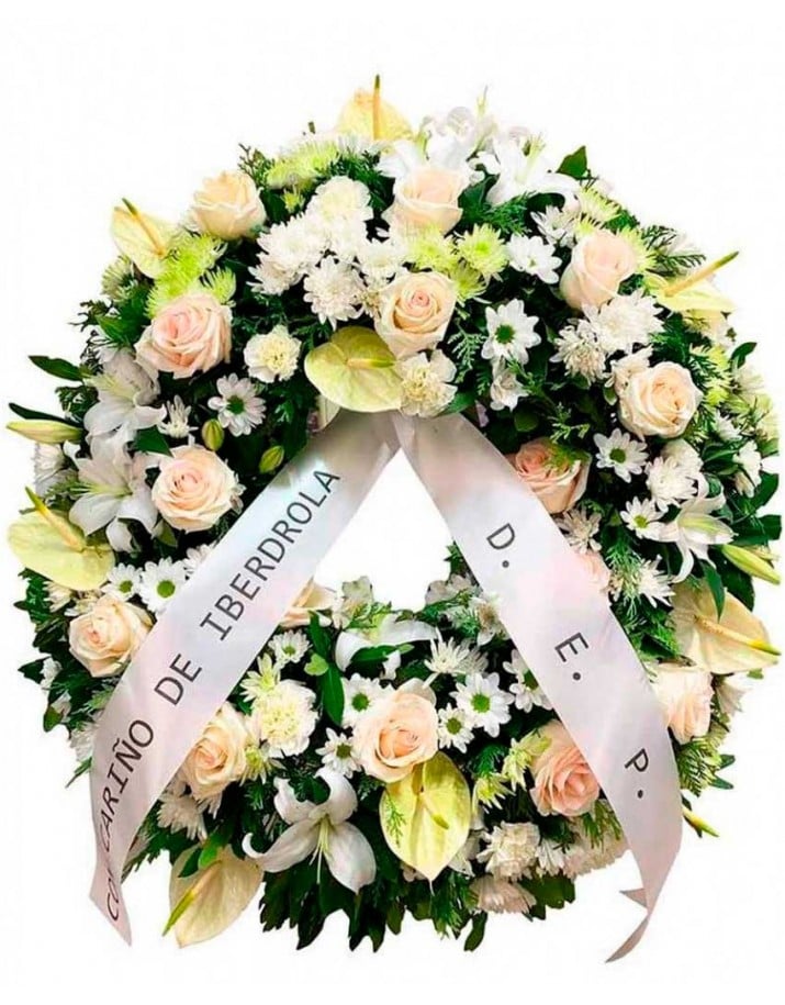 Coronas de flores a todos los tanatorios de Madrid.