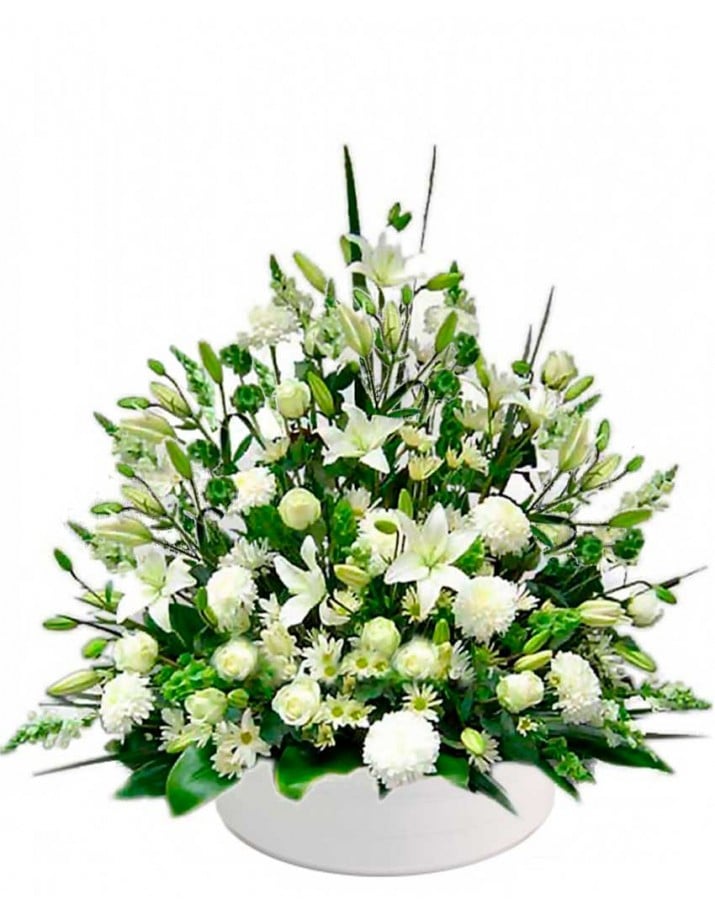 Centro de flores a tanatorio La Paz en Tres Cantos Madrid.