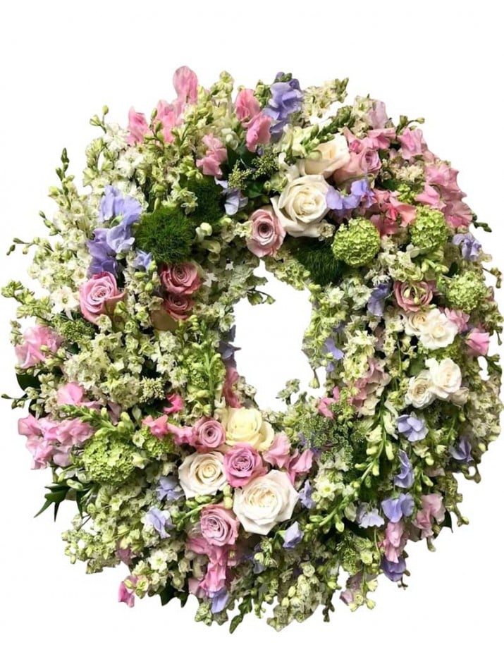 Envío de coronas fúnebres a tanatorios Madrid.